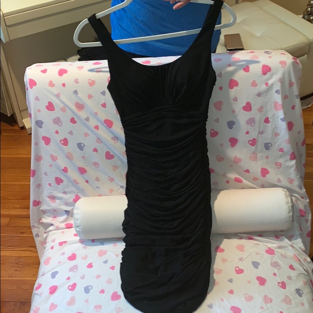 Black raffled dress